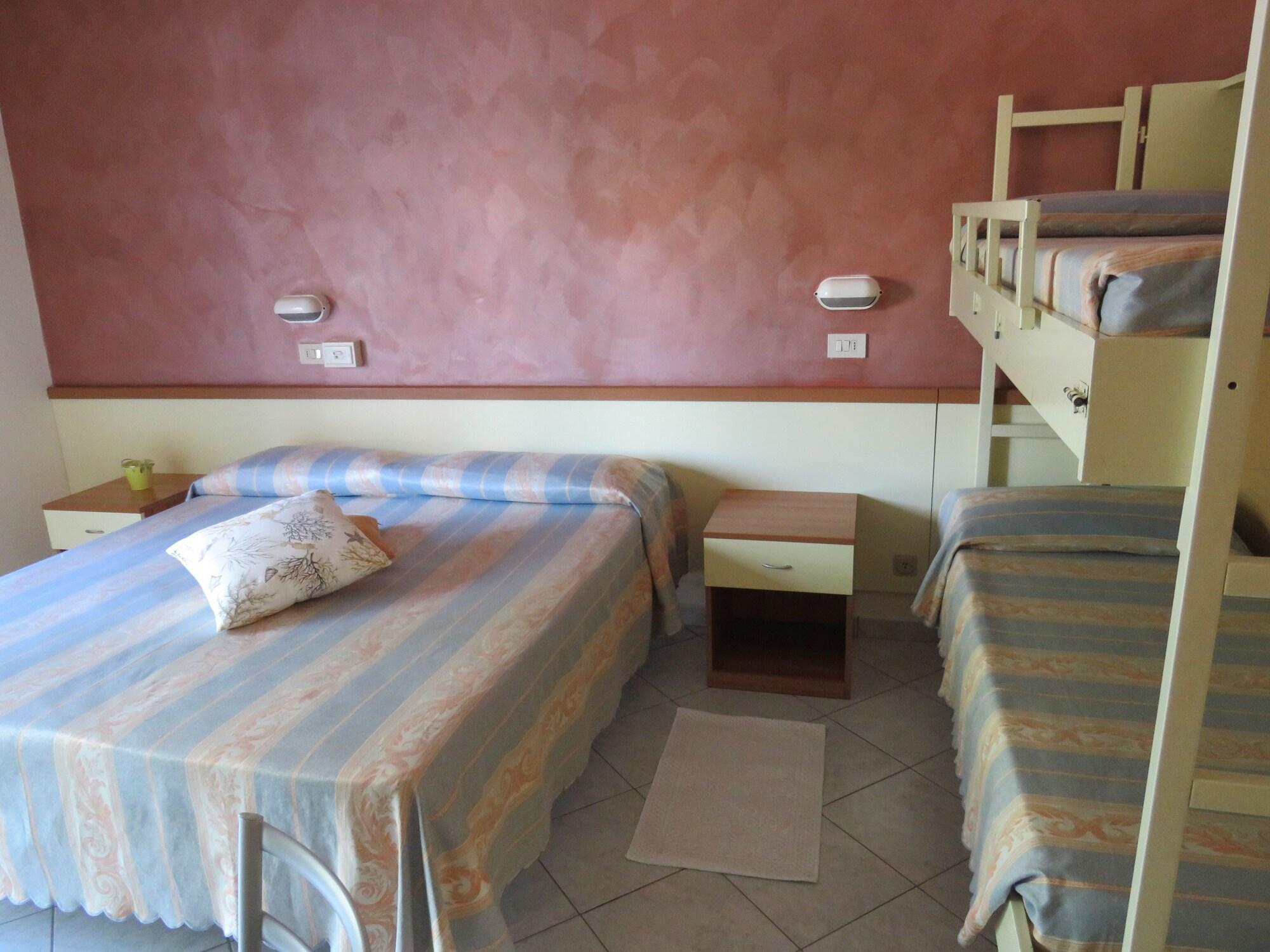 Hotel Solidea Rimini Kültér fotó
