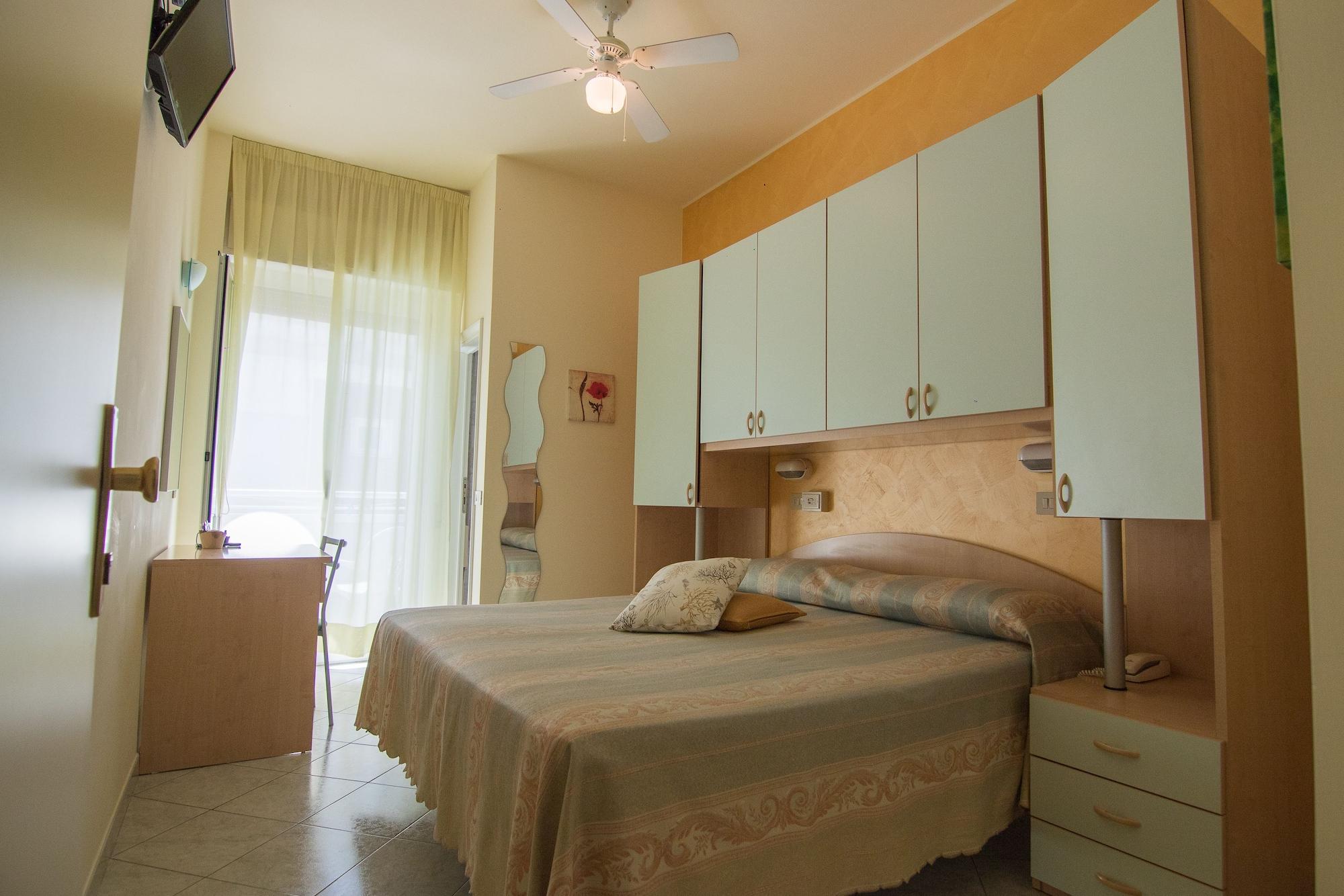 Hotel Solidea Rimini Kültér fotó