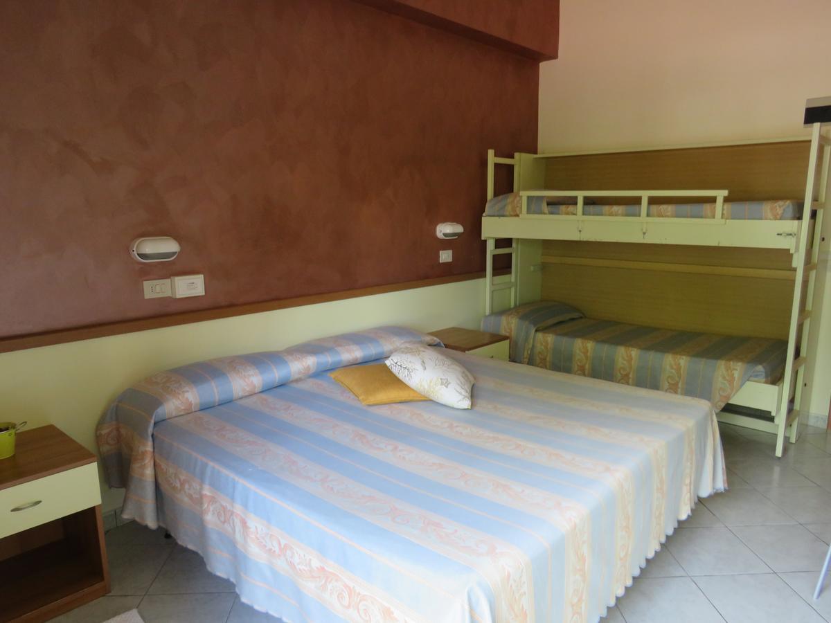 Hotel Solidea Rimini Kültér fotó